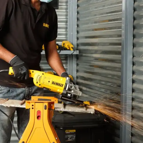 Rebarbadora DeWALT 230 MM 2200 W DWE492-QS